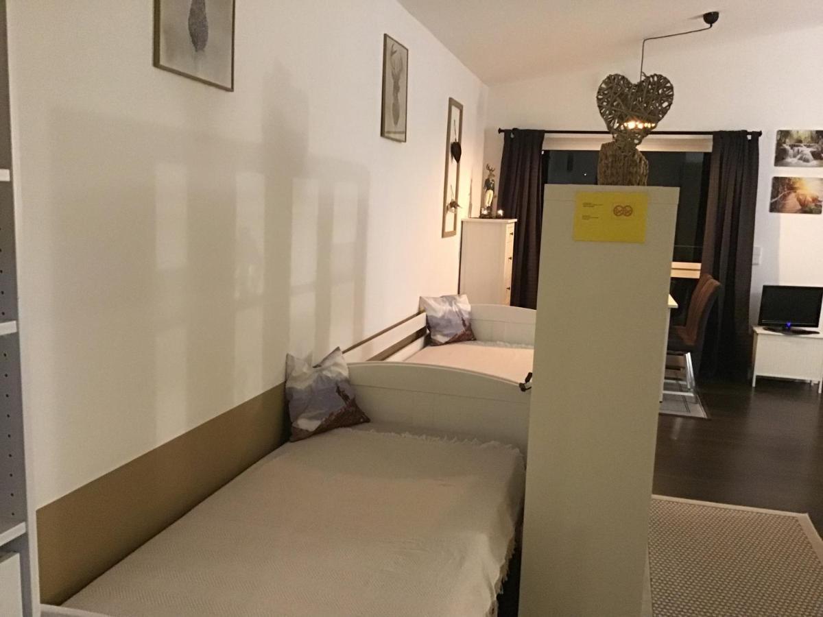 Private Zimmervermietung "Appartement Rosi" ไรส์บาค ภายนอก รูปภาพ